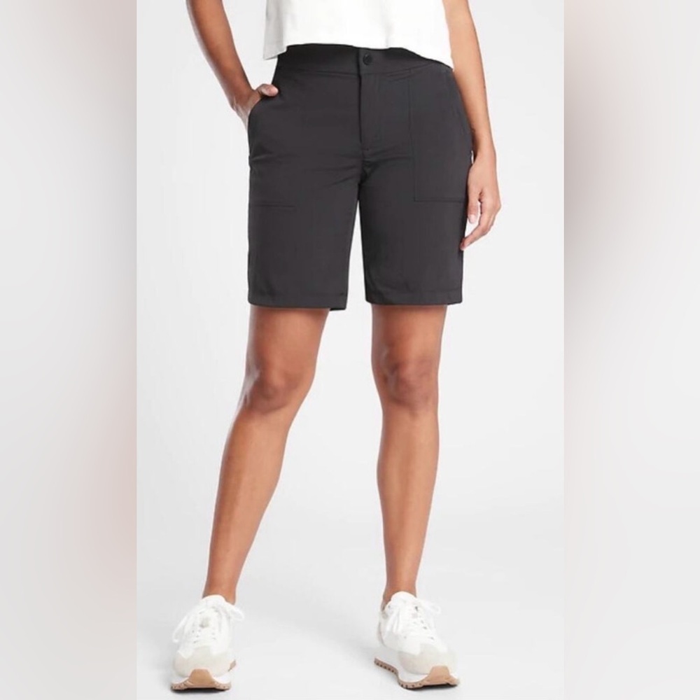 3 /$15 Athleta Women's Black Burmuda Shorts
